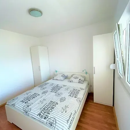 Novak Apartment *