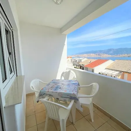 Apartment Novak Pag Town
